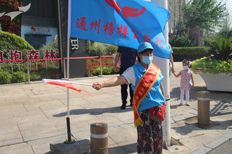 <strong>大胸妹子操逼</strong>